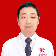 邱兴